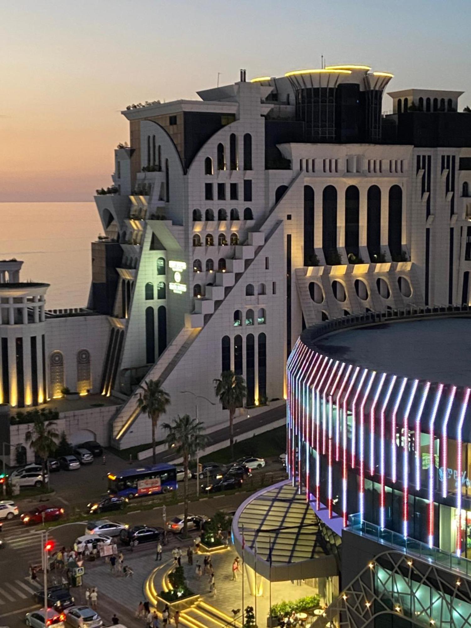 Batumi Orbi Residence Esterno foto